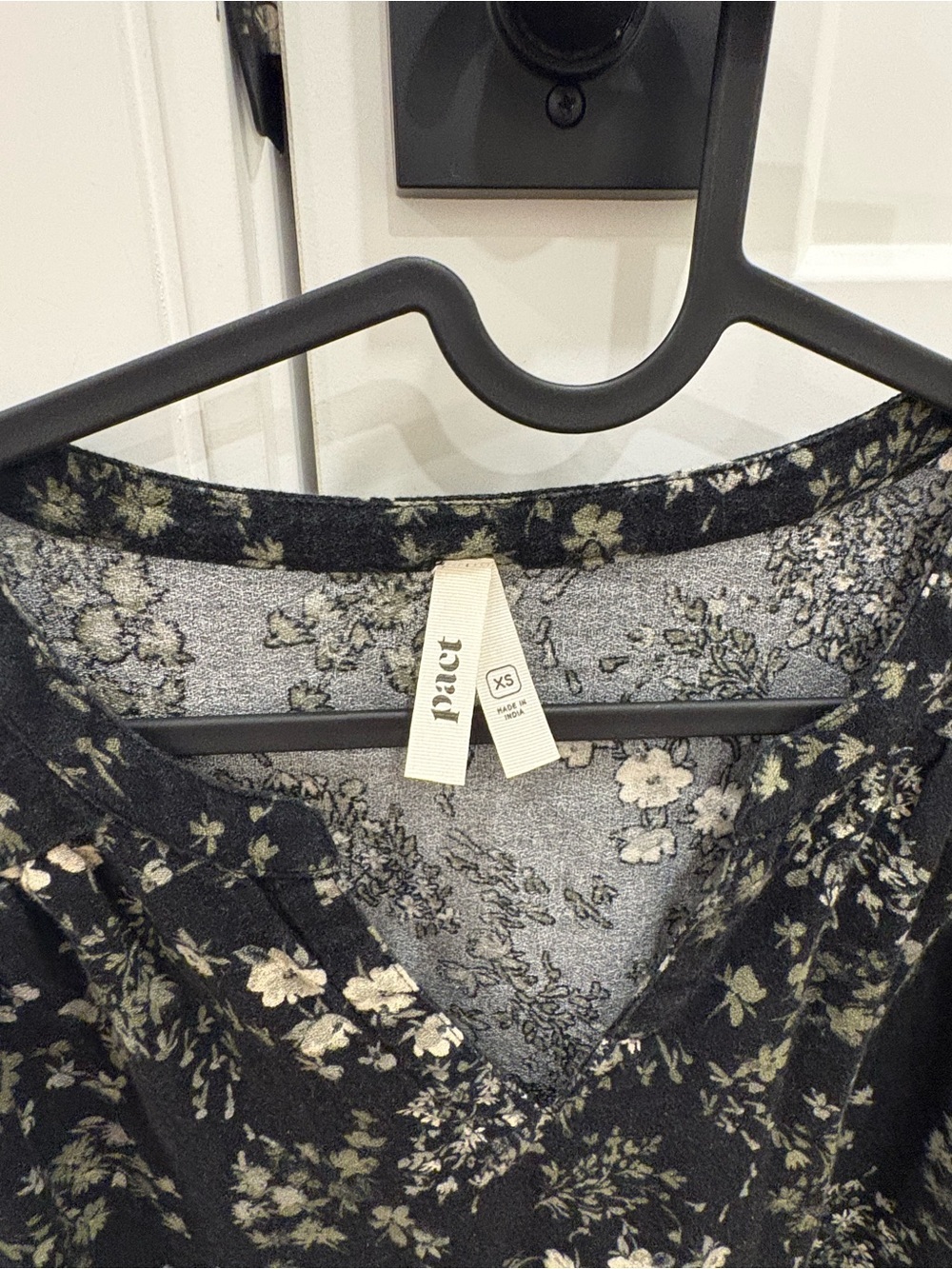 Pact Floral Dress Size XS - Picture 2 of 4